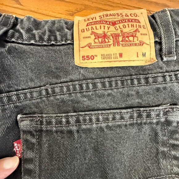 Vintage, Levi's Strauss Women's 550 black Jeans, Relaxed Fit Size 16R - Picture 2 of 4